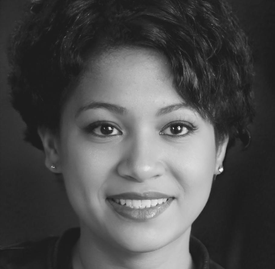 Paloma Chen, Senior Financial Education Consultant